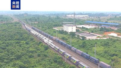中老铁路跨境货物运输量突破2000万吨