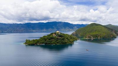 小暑：温风携暑至，夏日觅清欢