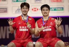 “梁王”登顶，中国队时隔八年再夺世锦赛男双冠军