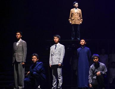 ​江苏海安：校园版话剧《红岩魂》上演