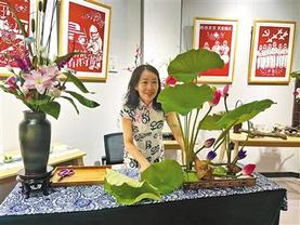 花枝藏天地 匠心续雅韵